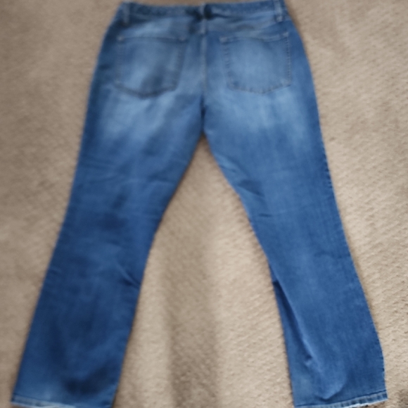 Women's Blue Jeans - Picture 3 of 7